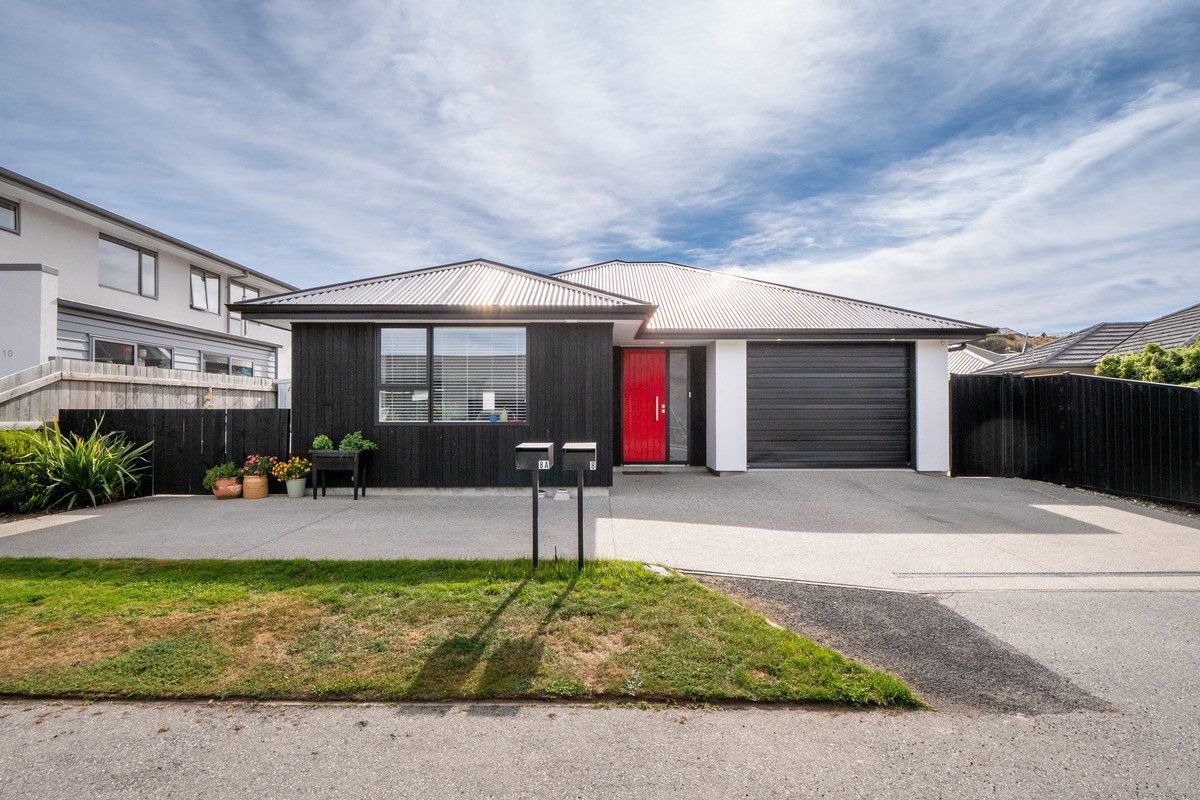 8 Peterley Road, Lower Shotover, Queenstown - Carousel 1