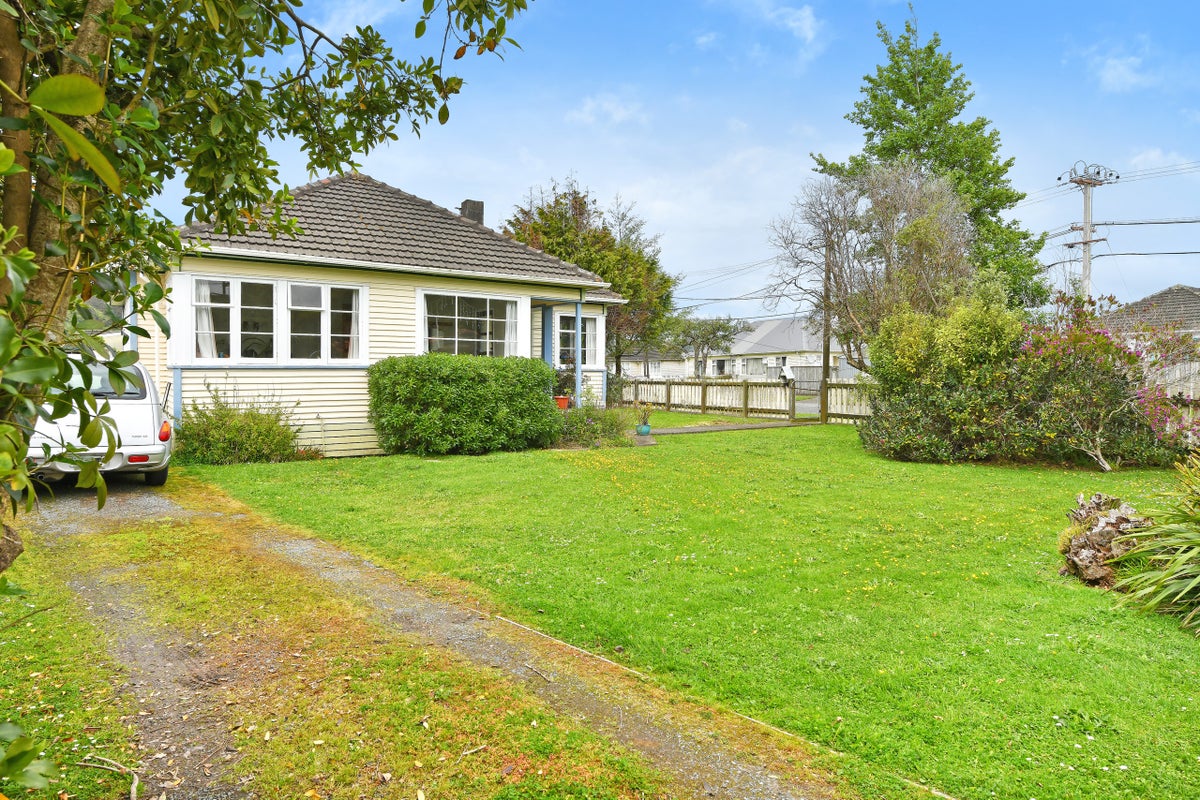 22 Macky Street, Taita, Lower Hutt - Carousel 18
