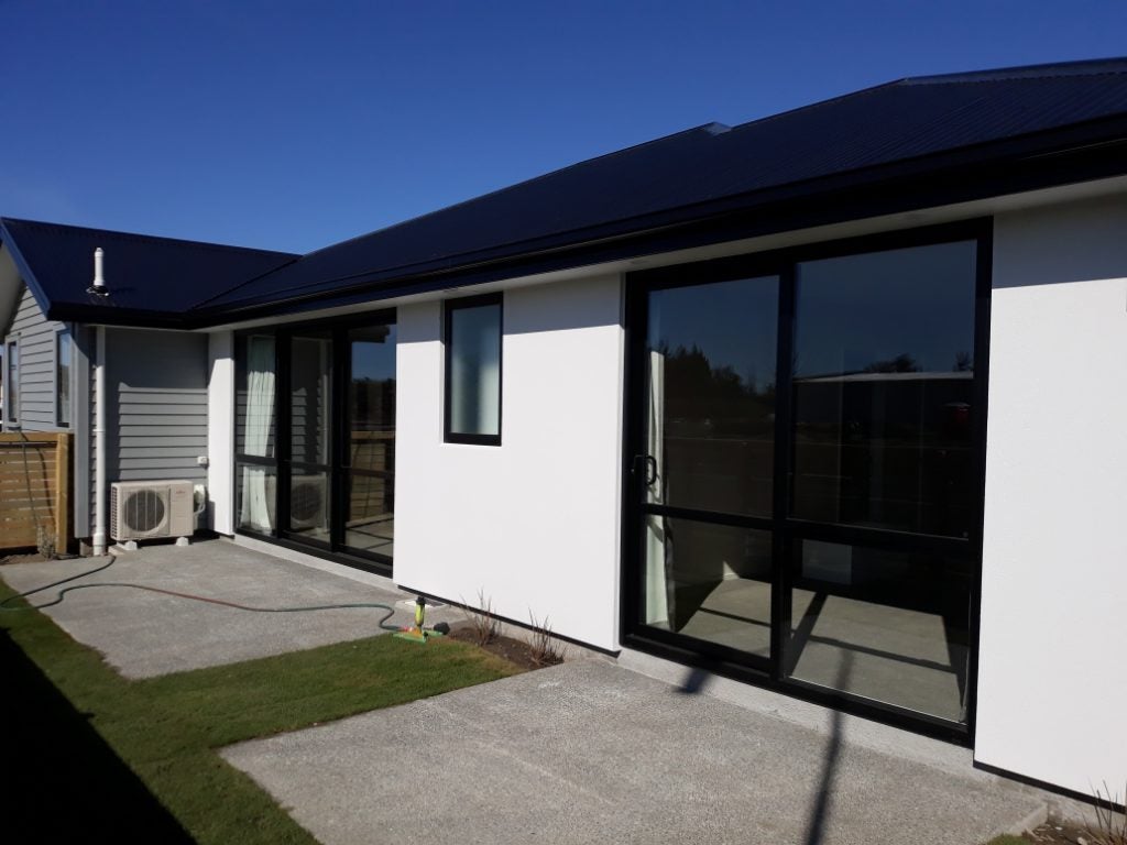 27 Perendale Street, Belfast, Christchurch - Carousel 11