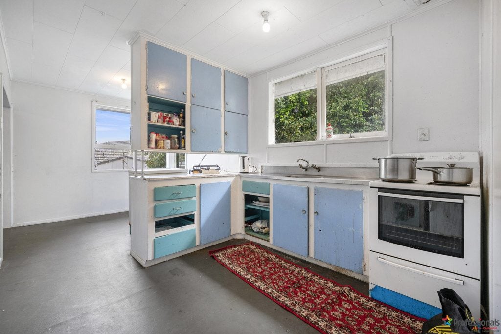 531 Massey Road, Mangere, Auckland - Carousel 2