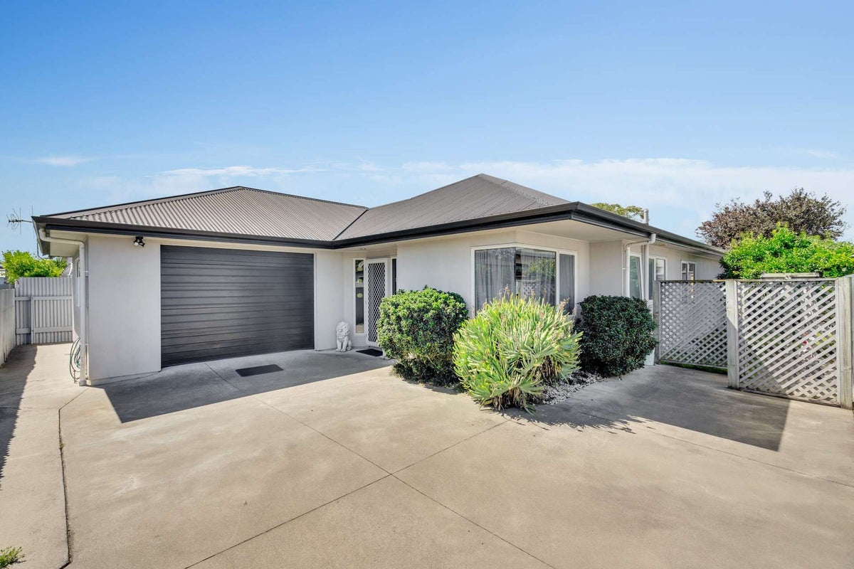 1020A Totara Street, Mahora, Hastings - Carousel 1