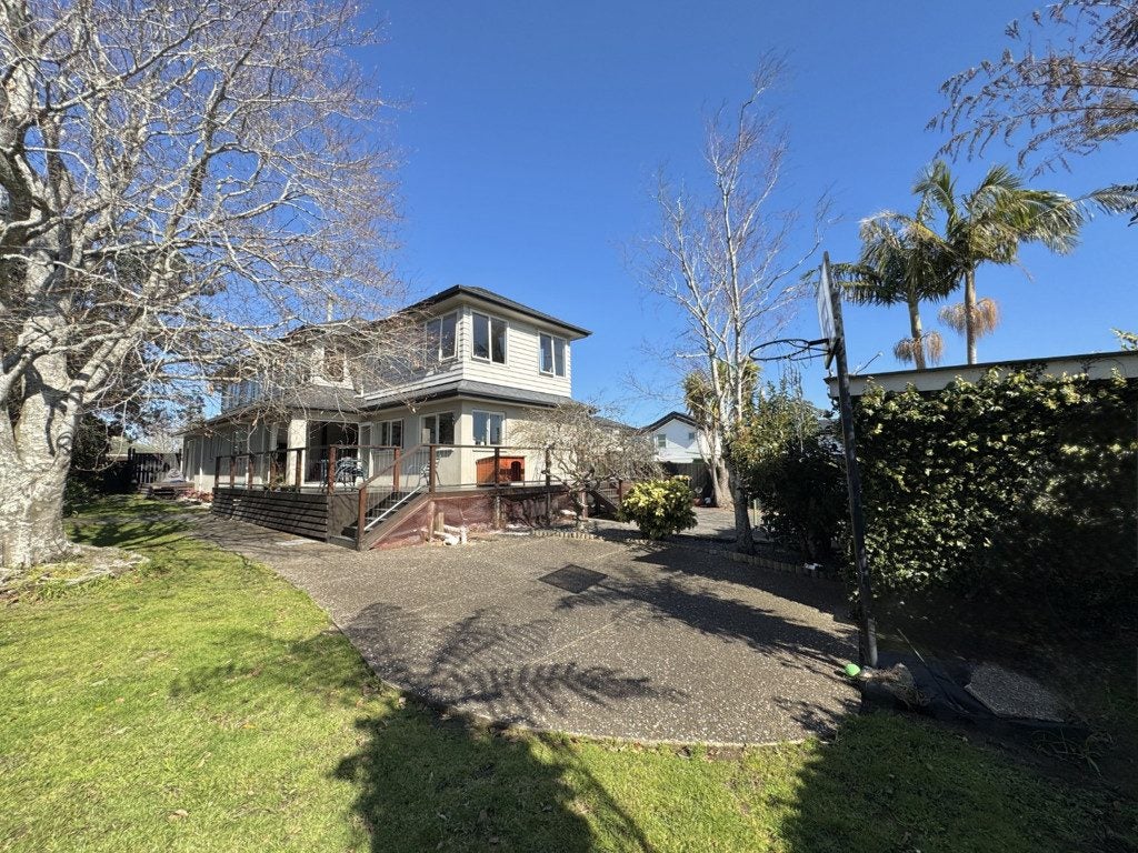 46 Tirimoana Road, Te Atatu South, Auckland - Carousel 27