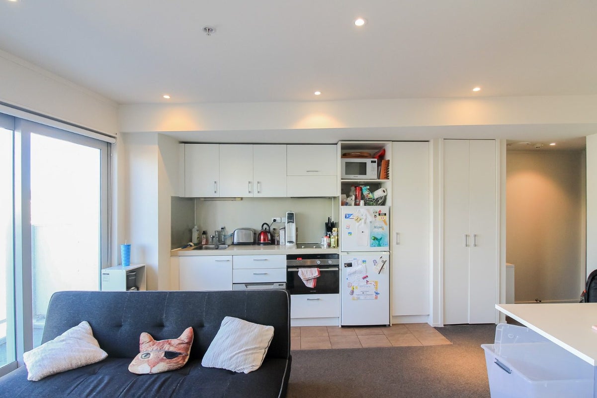 814/74 Taranaki Street, Te Aro, Wellington - Carousel 2