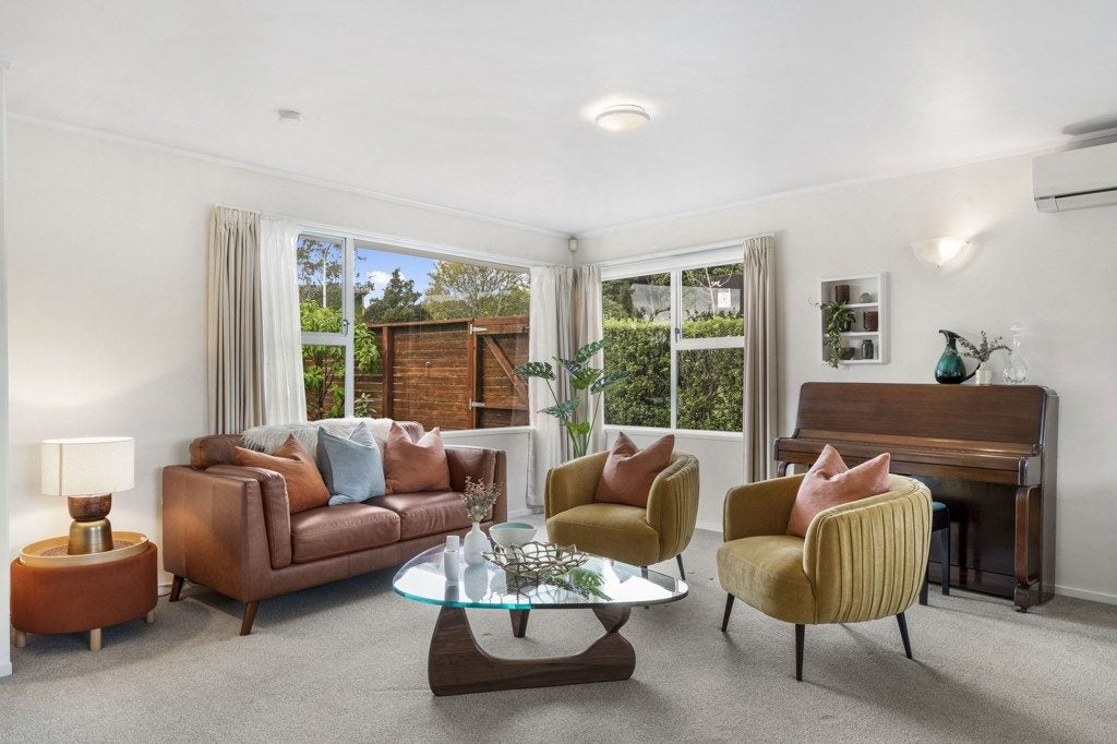 33 Ripon Crescent, Meadowbank, Auckland - Carousel 2