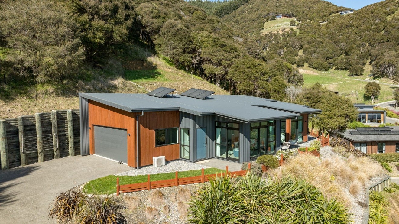 7 Koura Road, Atawhai, Nelson - Carousel 1