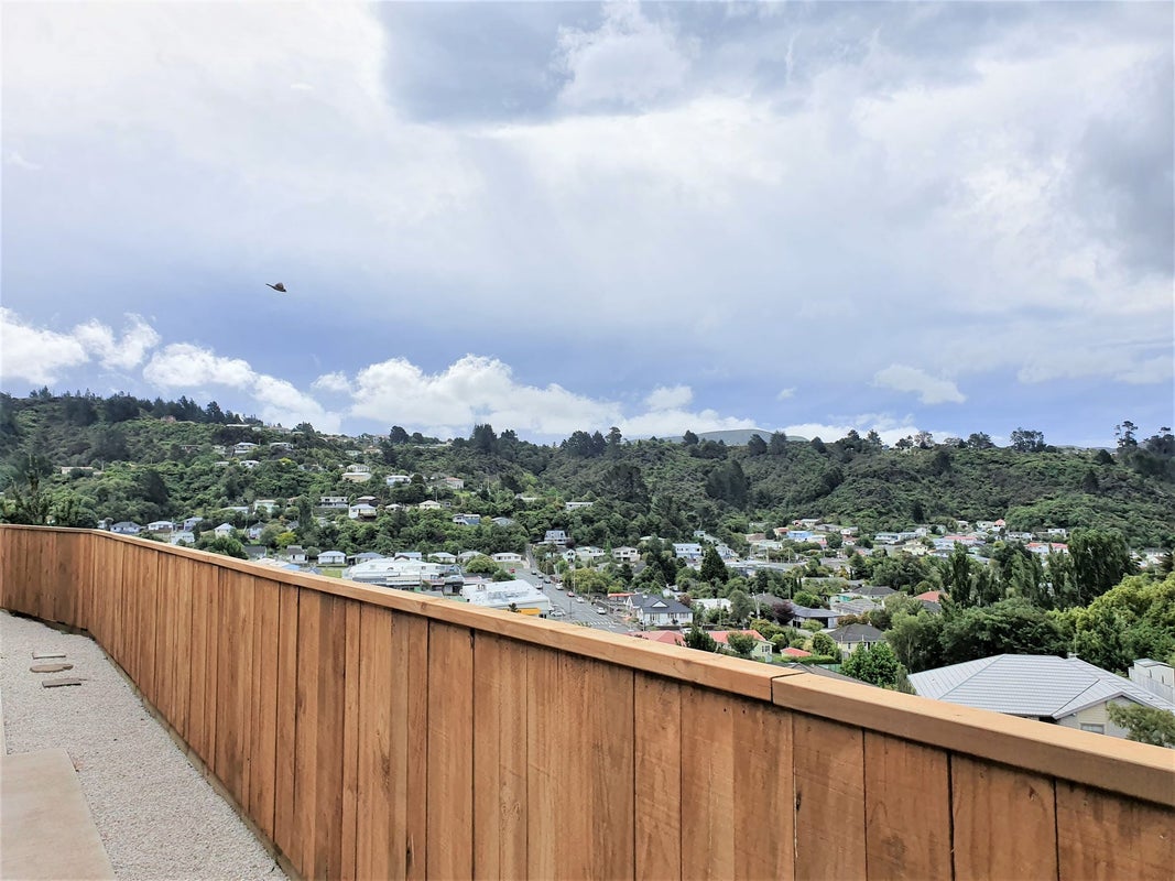 28 Speldhurst Grove, Stokes Valley, Lower Hutt - Carousel 2