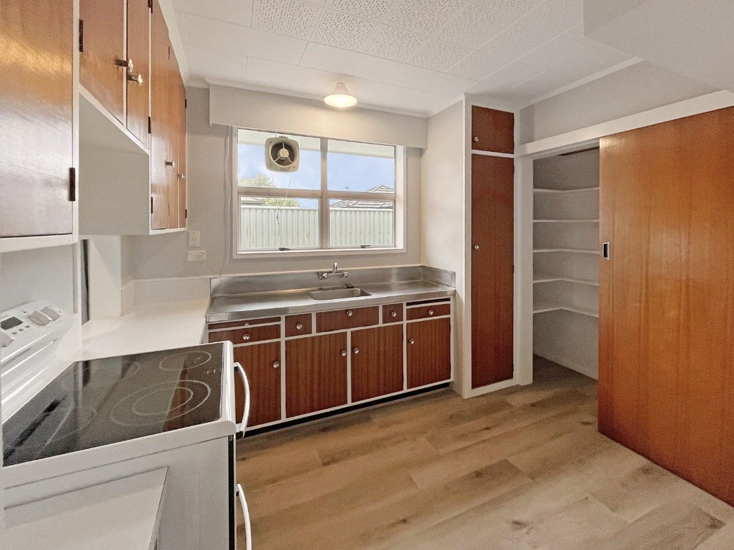 5 Innes Place, Roslyn, Palmerston North - Carousel 2