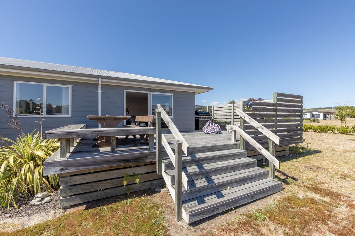 15 Wai Matangi Place, Motuoapa, Turangi - Carousel 1