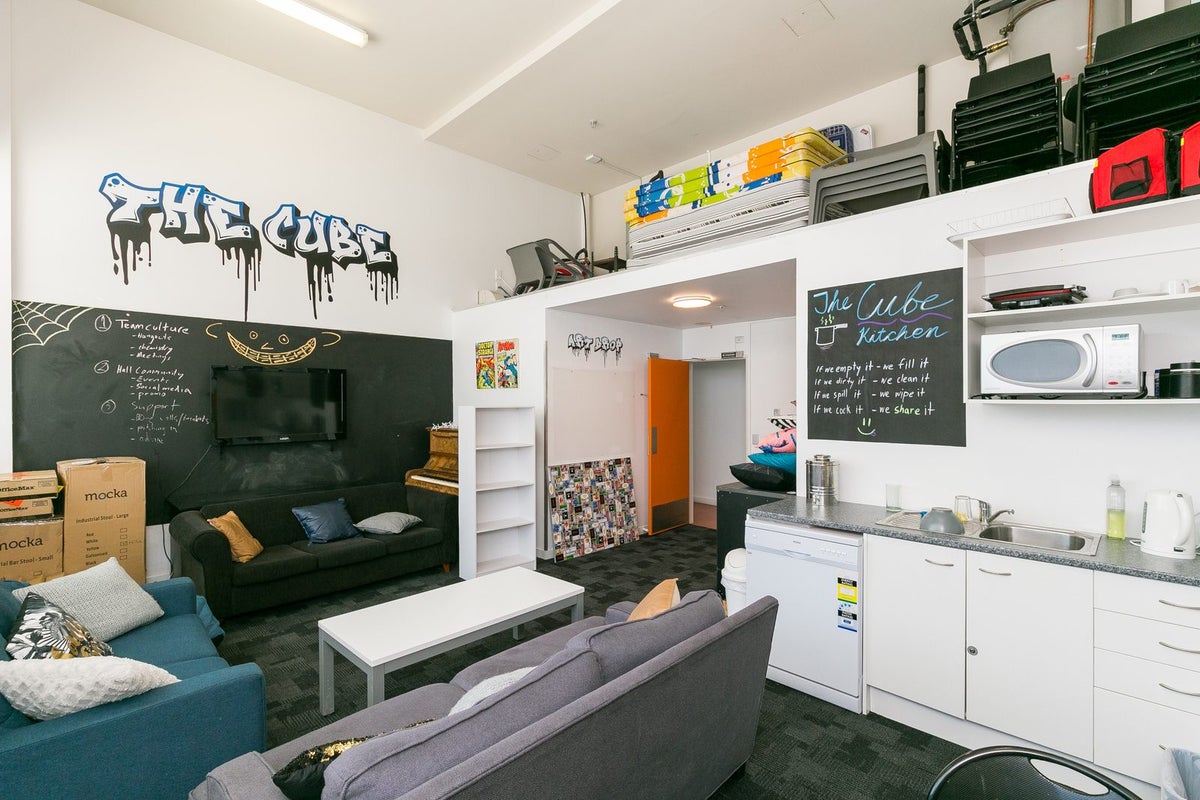 4F/242 Taranaki Street, Mount Cook, Wellington - Carousel 14