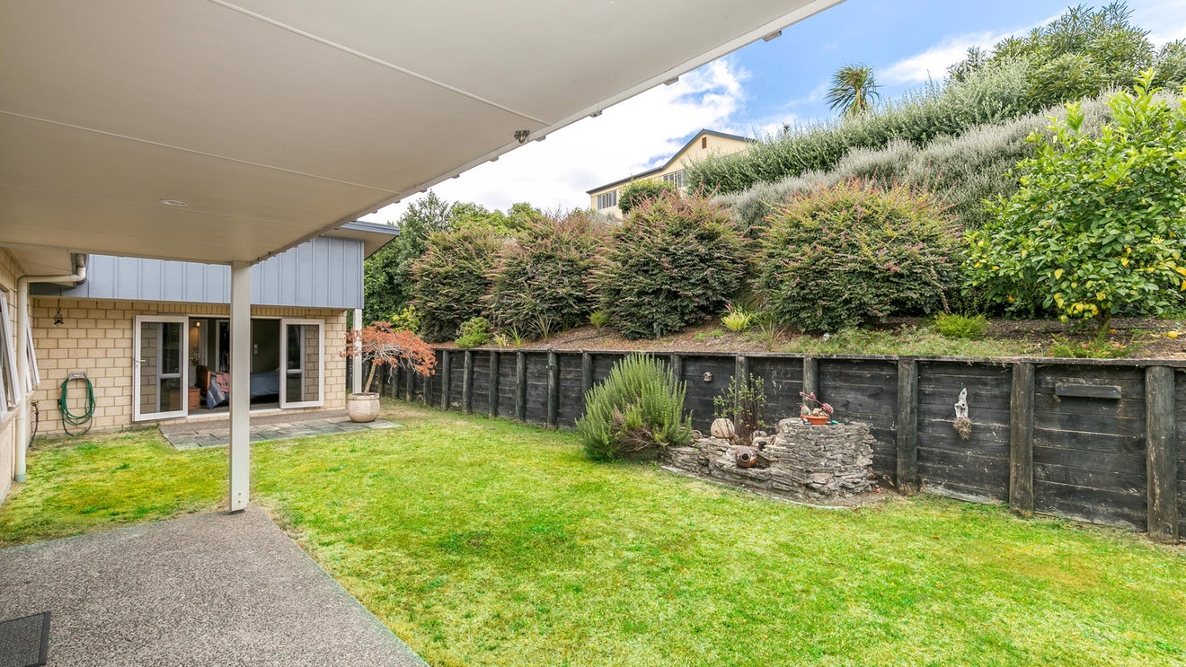 31 Discovery Drive, Flagstaff, Hamilton - Carousel 19
