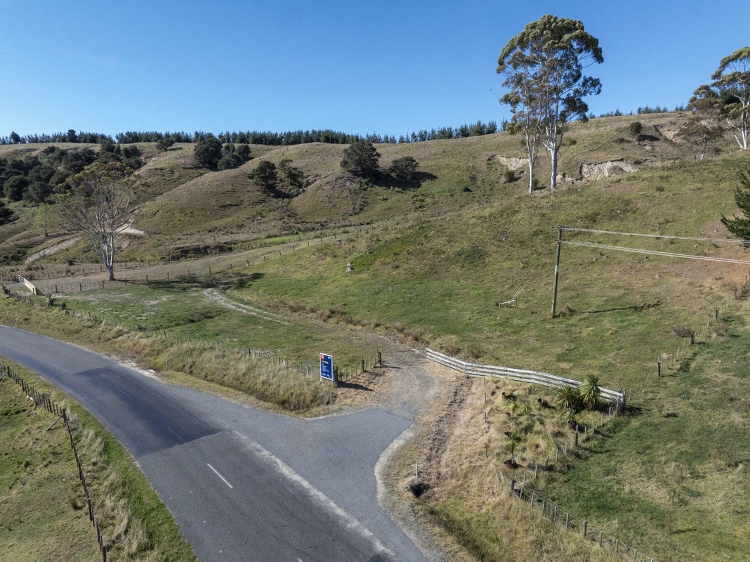 767 Seafield Road, Puketapu, Napier - Carousel 1
