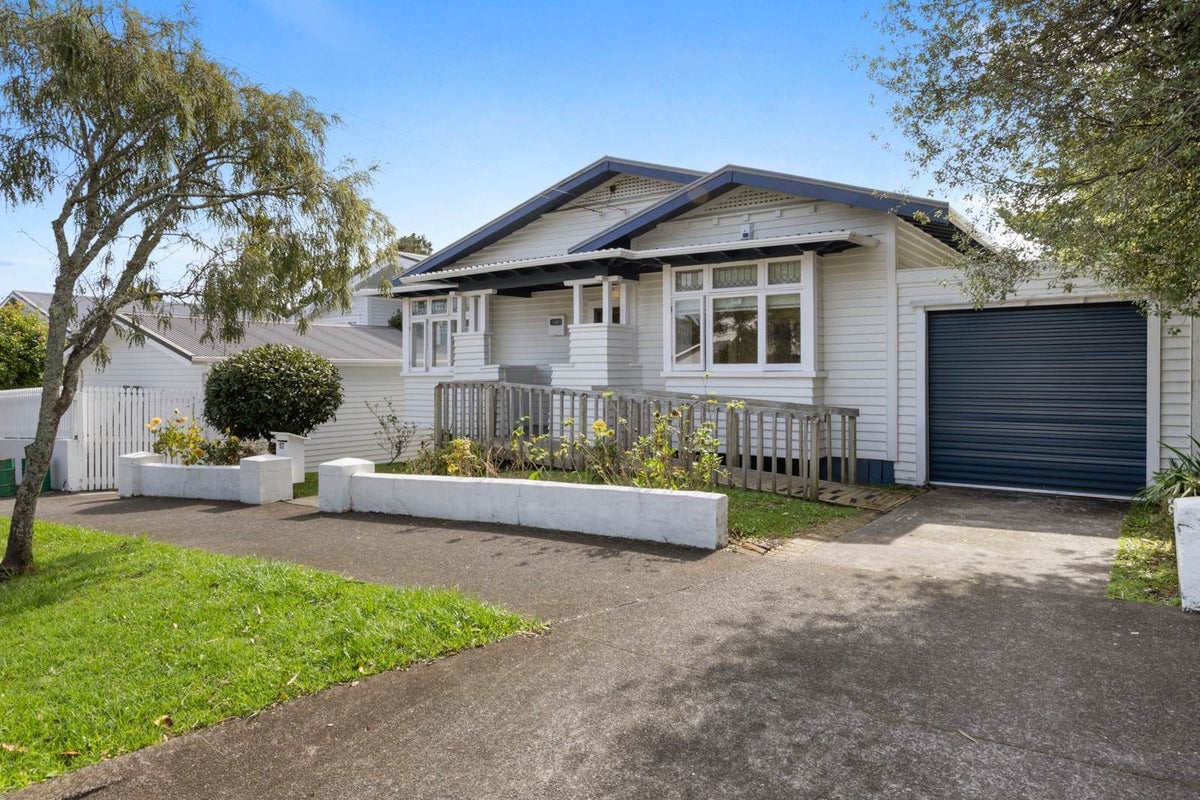57 Marsden Avenue, Mount Eden, Auckland - Carousel 1