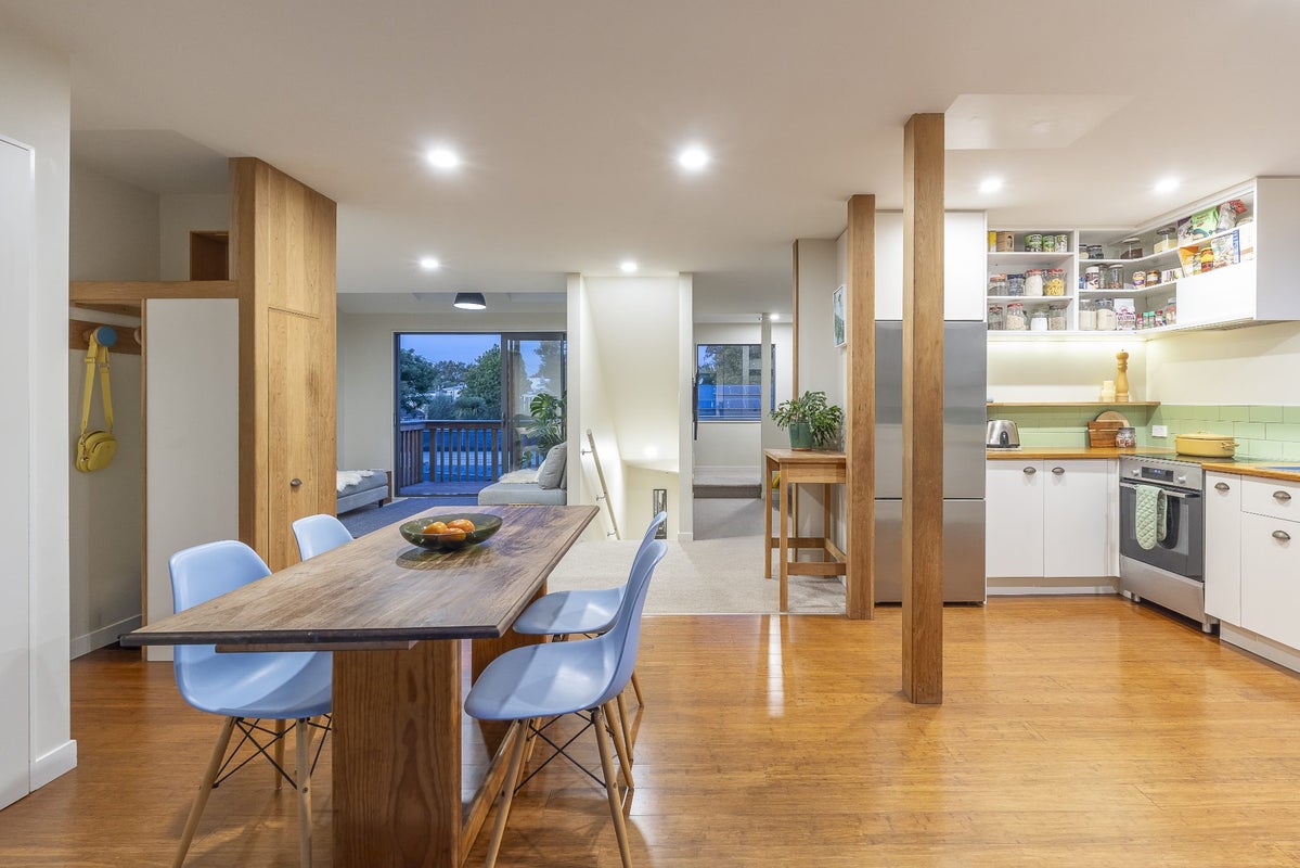 4/56 Fourth Avenue, Kingsland, Auckland - Carousel 2