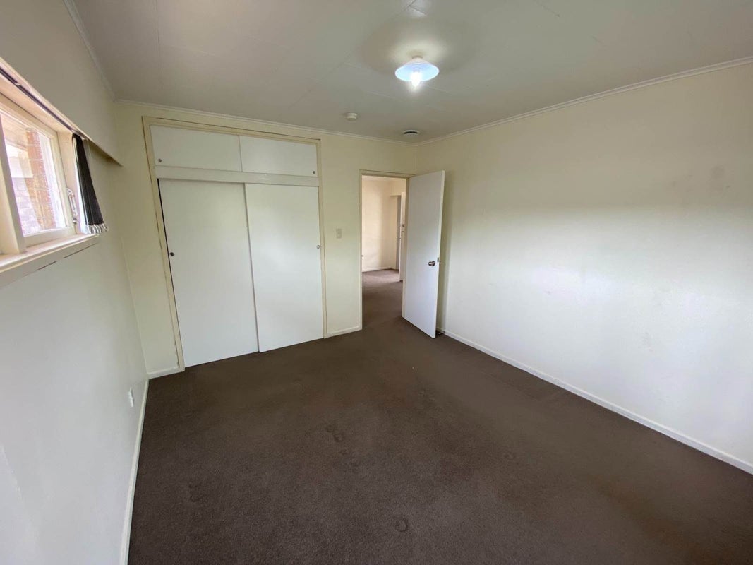 146 Princes Street East, Otahuhu, Auckland - Carousel 2