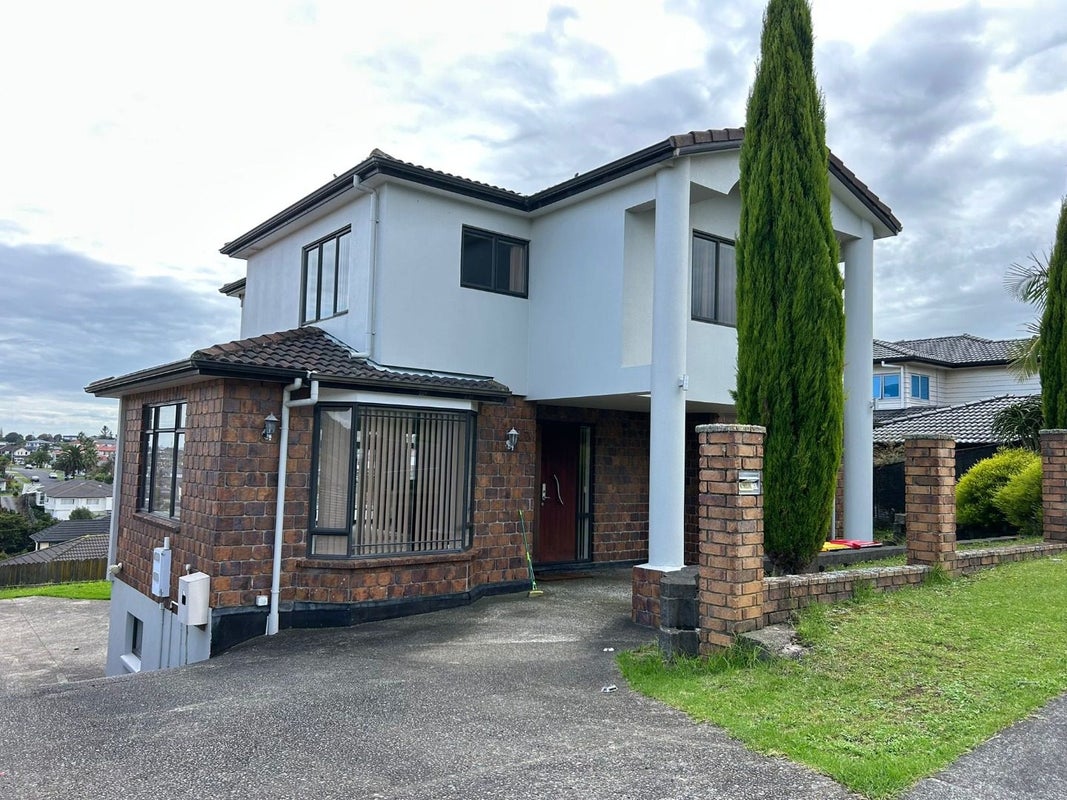 3 The Enclave, Totara Heights, Auckland - Carousel 1