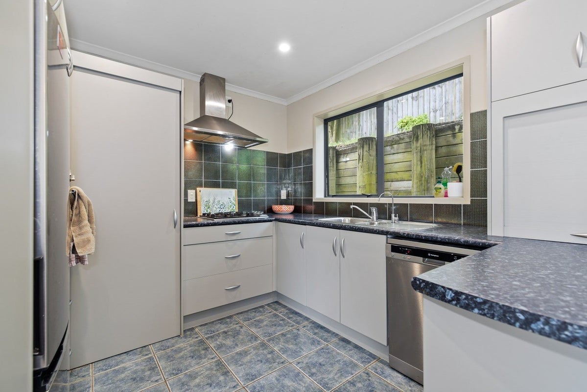 84D Hillcrest Road, Hillcrest, Hamilton - Carousel 2