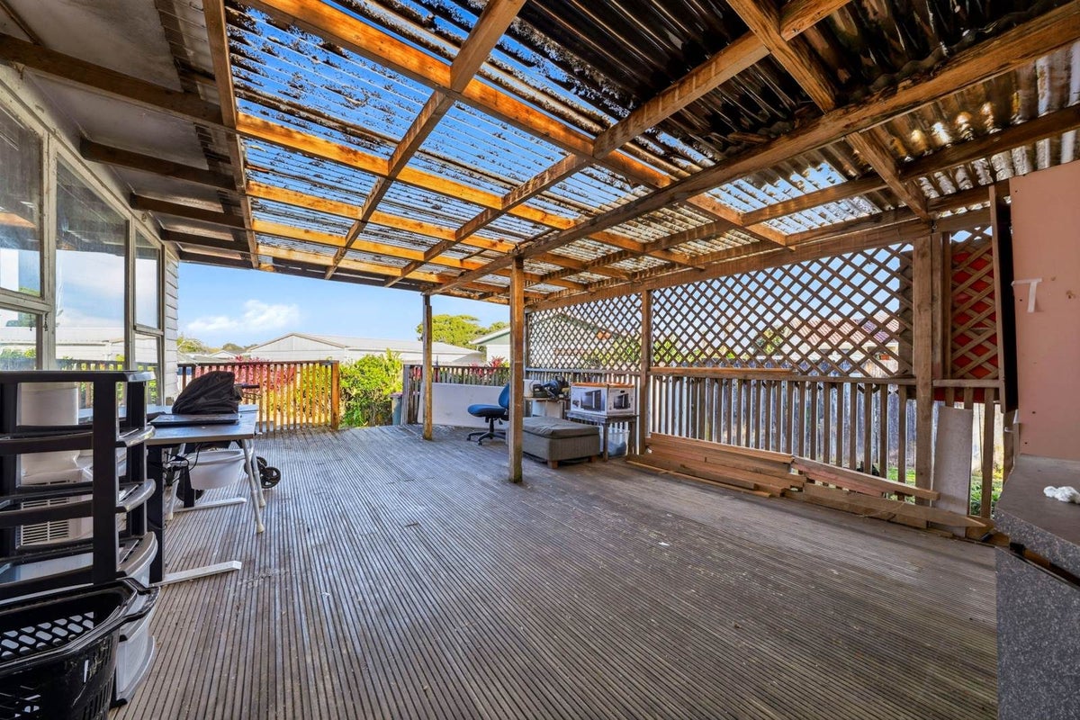 23 Chadwick Crescent, Mangere East, Auckland - Carousel 28