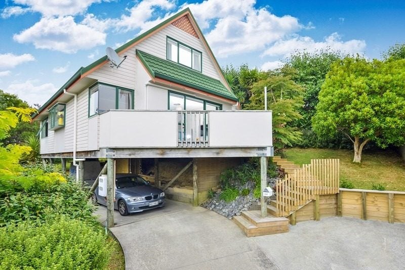 24 Brookvale Park, Stanmore Bay, Whangaparaoa - Carousel 1