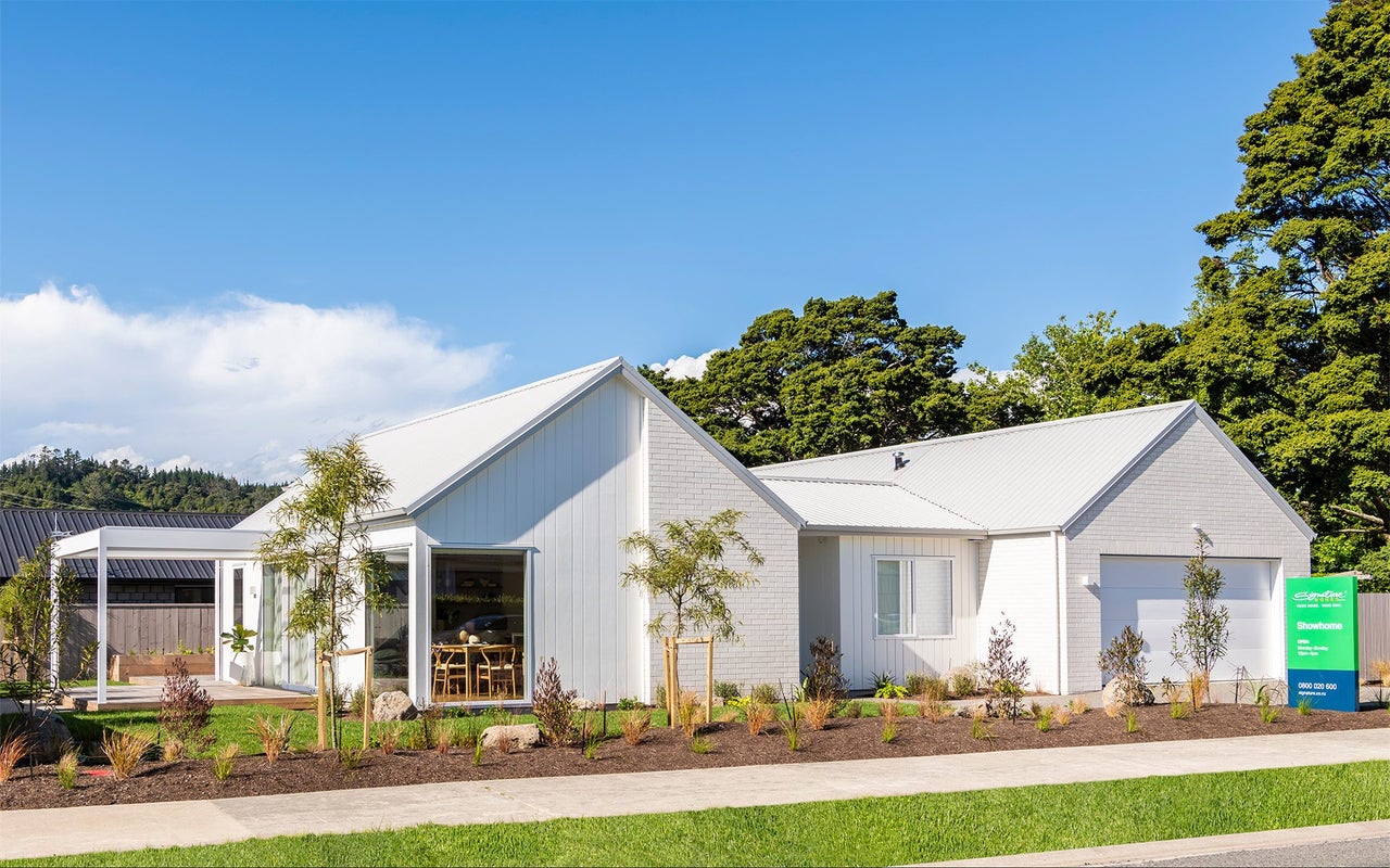 190 Matua Road, Kumeu - Carousel 1