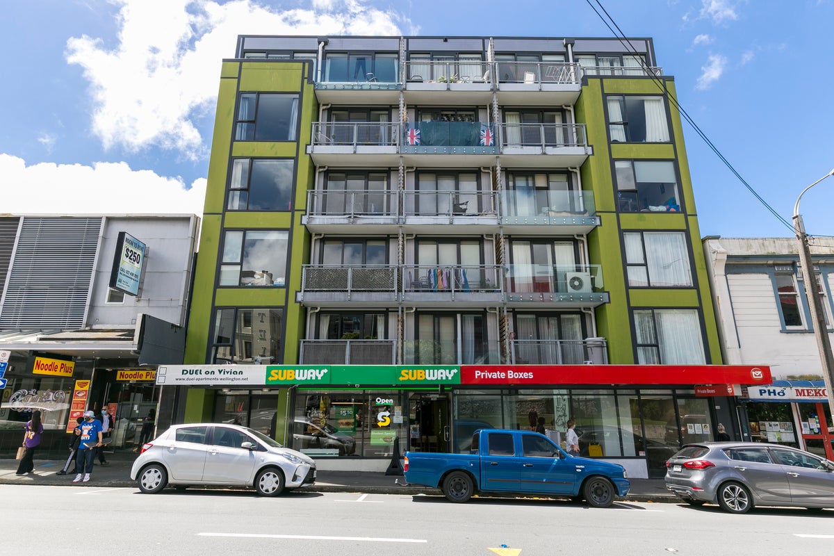 403/142 Vivian Street, Te Aro, Wellington - Carousel 1