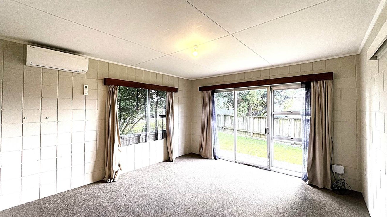 13 Sandspit Road, Waiuku, Waiuku - Carousel 2
