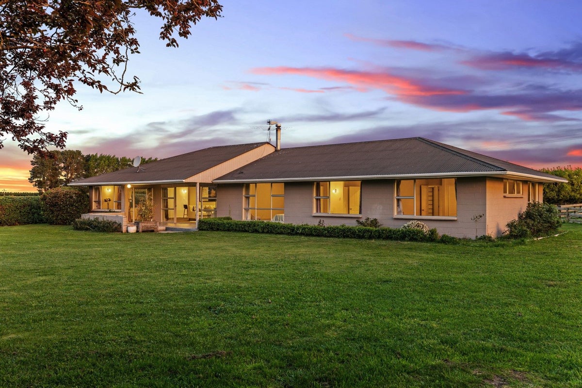 755 Sandy Knolls Road, West Melton, Christchurch - Carousel 1