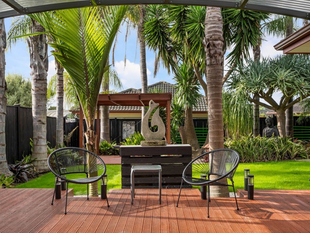 43 Blackwood Drive, Wattle Downs, Auckland - Carousel 1