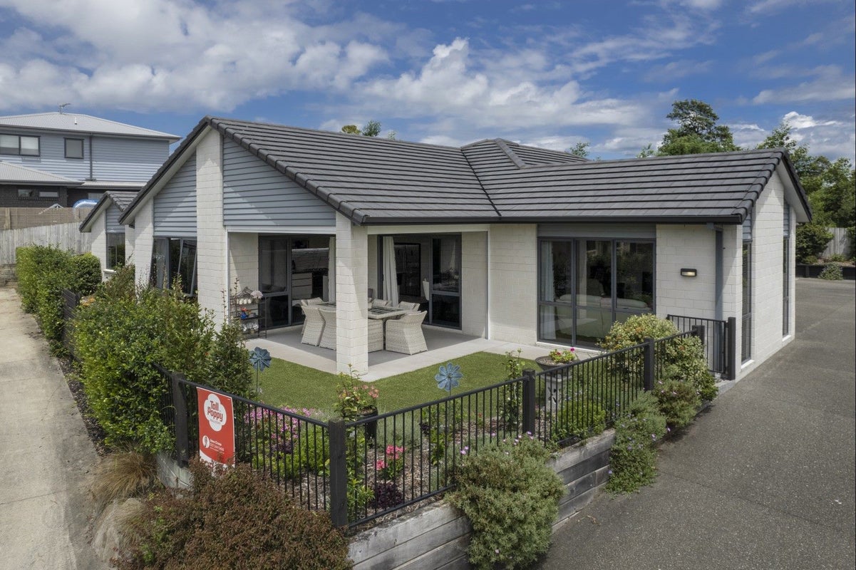 5 Gumtree Lane , Omokoroa, MATAKANA ISLAND - Carousel 1