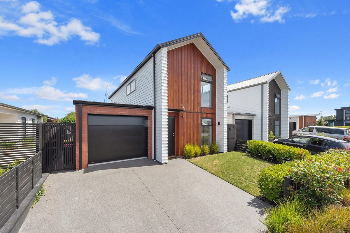 9 Libeau Road, Chartwell, Hamilton - Carousel 1