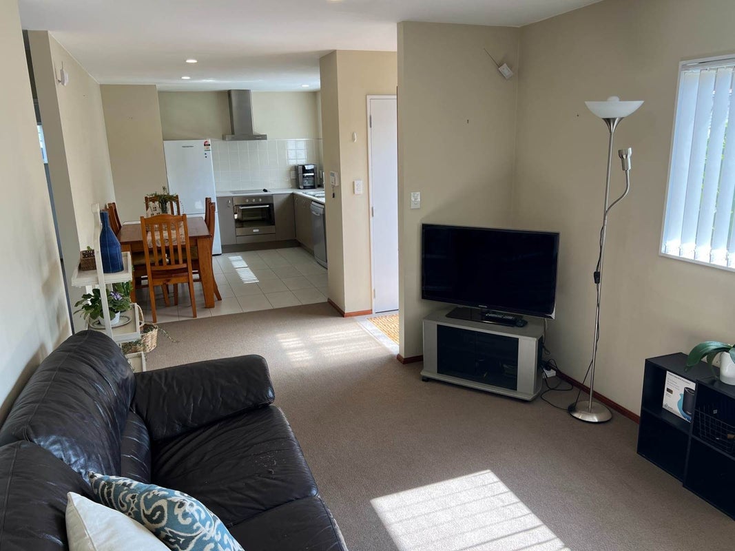 4 Tiraumea Drive, Pakuranga, Auckland - Carousel 1