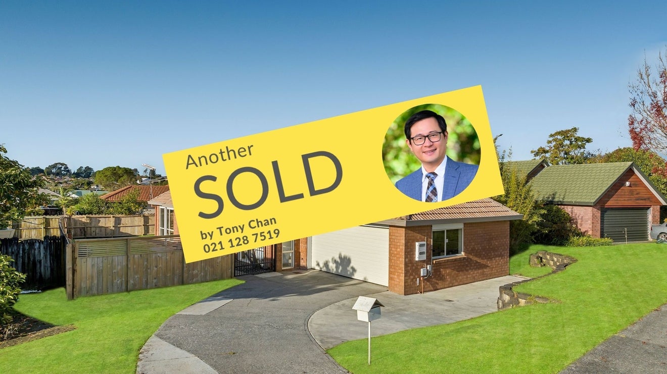 10 Waylen Place, Burswood, Auckland - Carousel 1