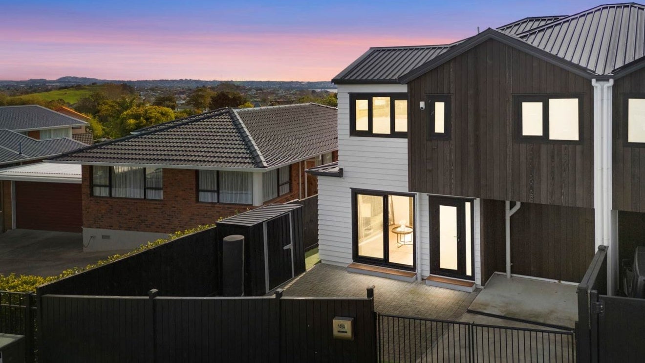 148A Hutchinsons Road, Bucklands Beach, Auckland - Carousel 1