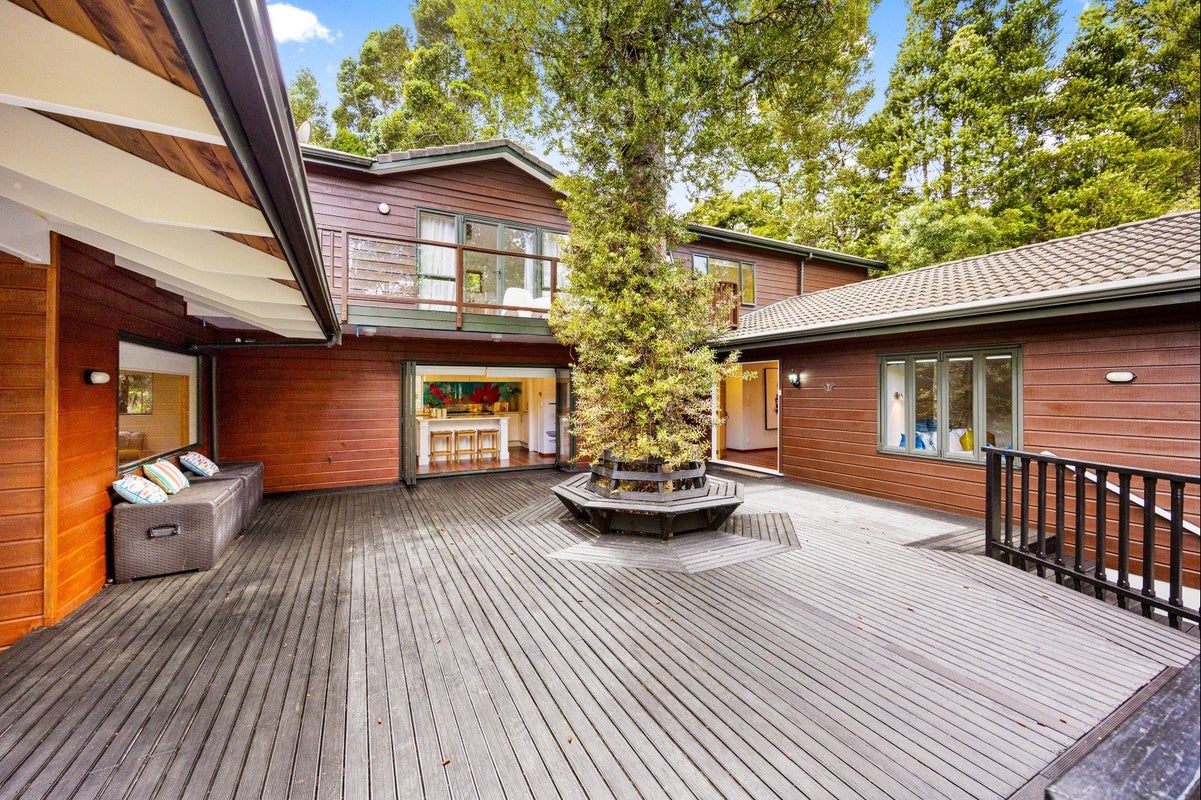 33 Treetops Way, Bayview, Auckland - Carousel 2