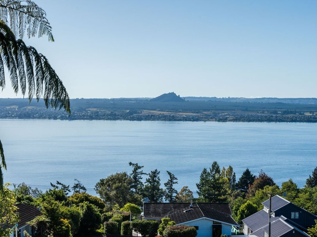 102 Wakeman Road, Acacia Bay, Taupo - Carousel 2