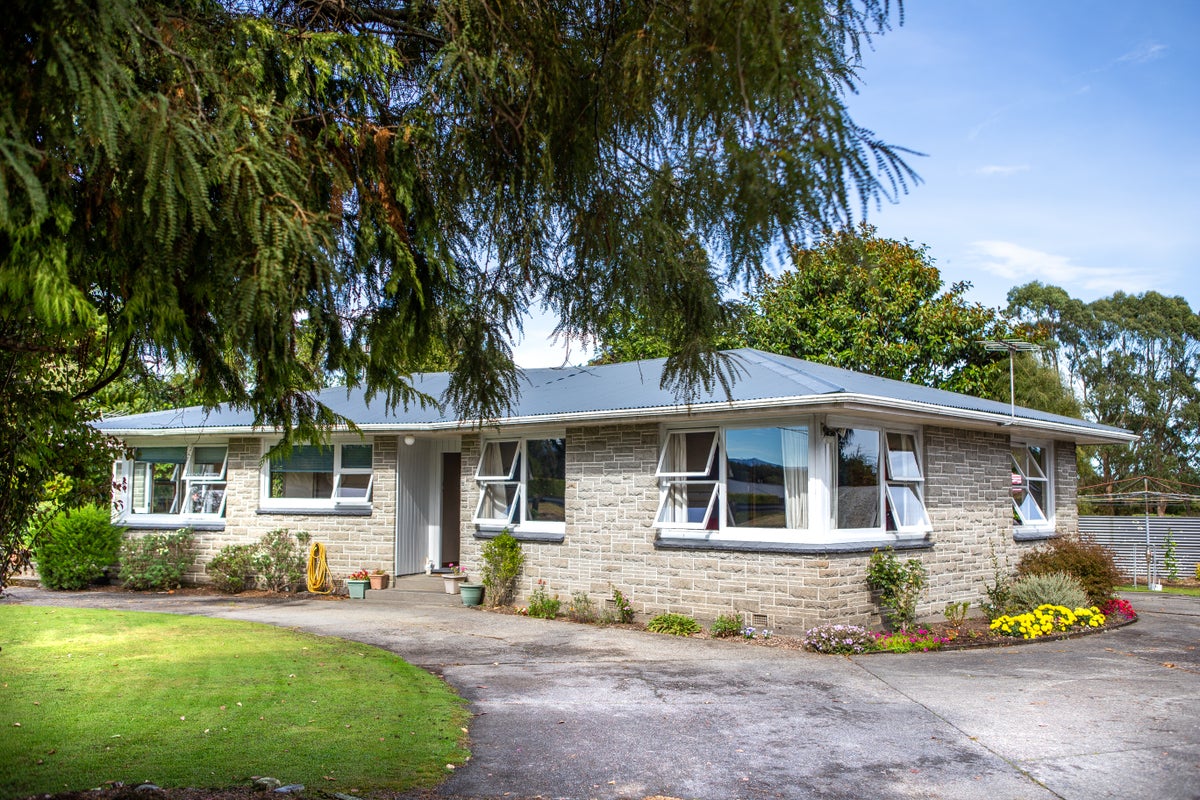 112 Kaniere Road, Kaniere, Hokitika - Carousel 2