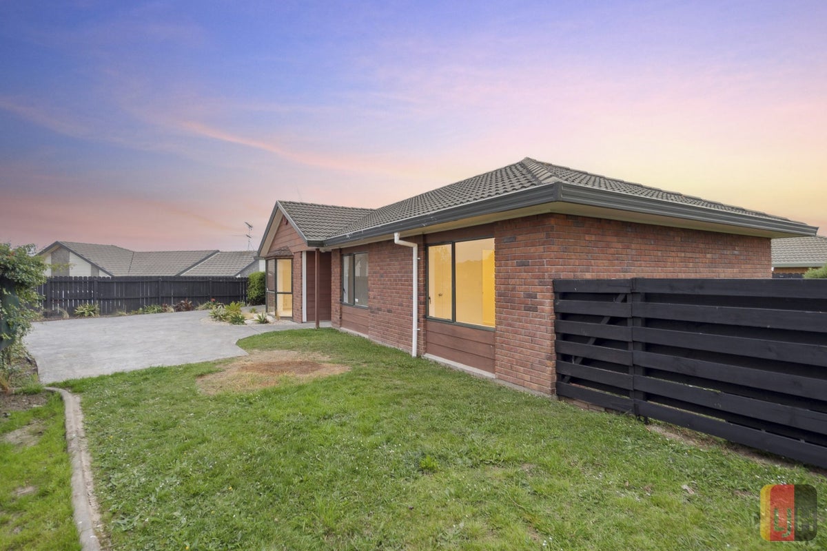 18 Randwick Place, Randwick Park, Auckland - Carousel 15