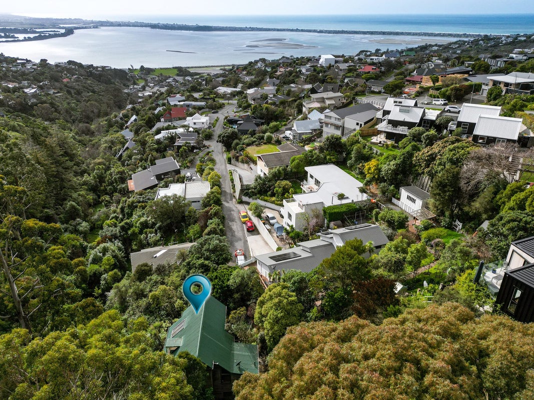 21 Toledo Place, Mount Pleasant, Christchurch - Carousel 27