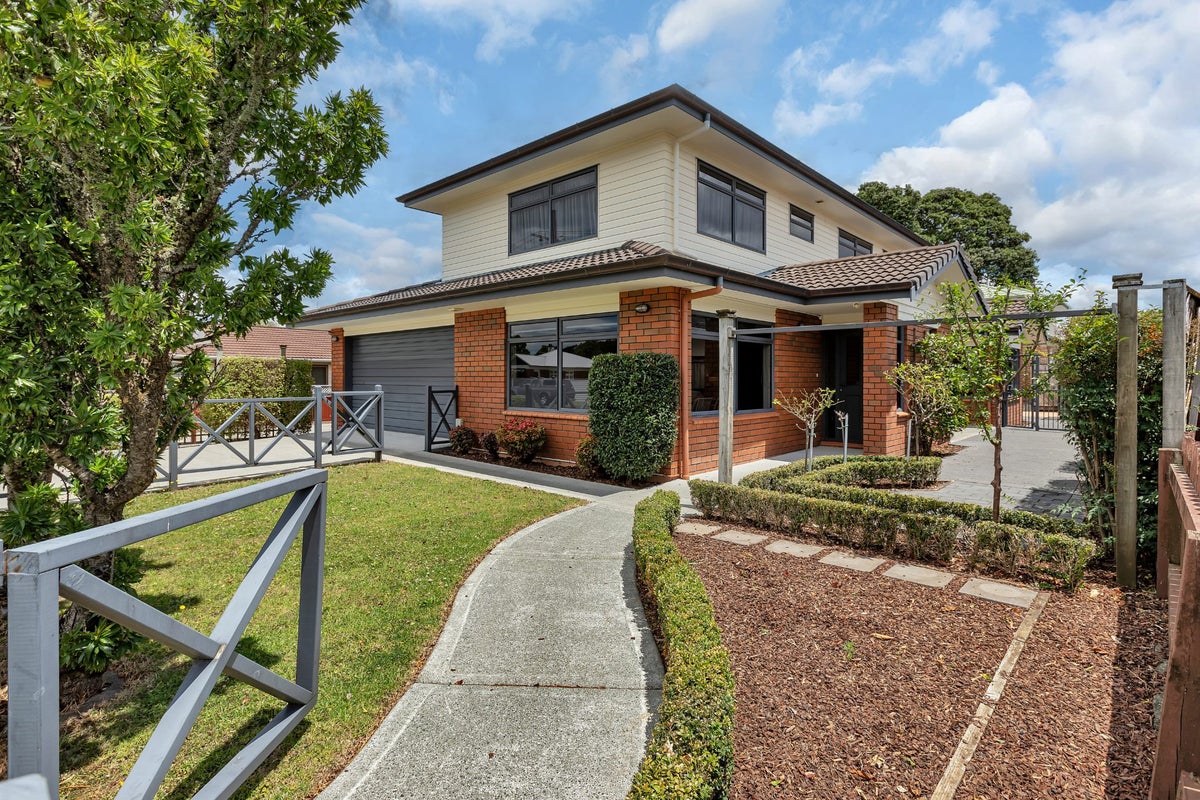 25A Elizabeth Street, Kensington, Whangarei - Carousel 1