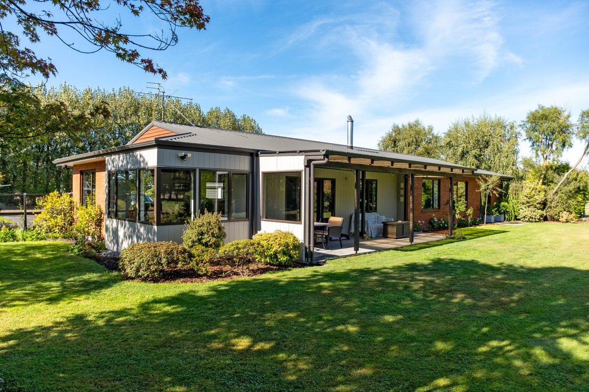 65 Beach Road, Hampstead, Ashburton - Carousel 2
