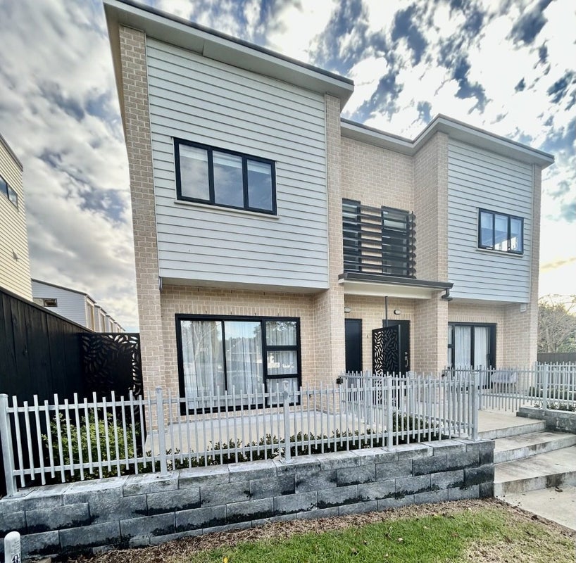 40A Kervil Avenue, Te Atatu Peninsula, Auckland - Carousel 1