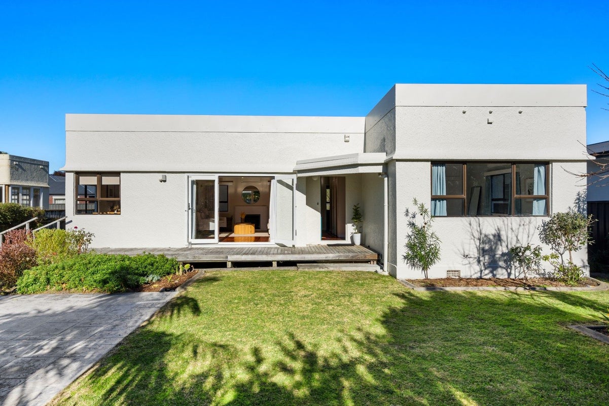16 Douglas McLean Avenue, Marewa, Napier - Carousel 22