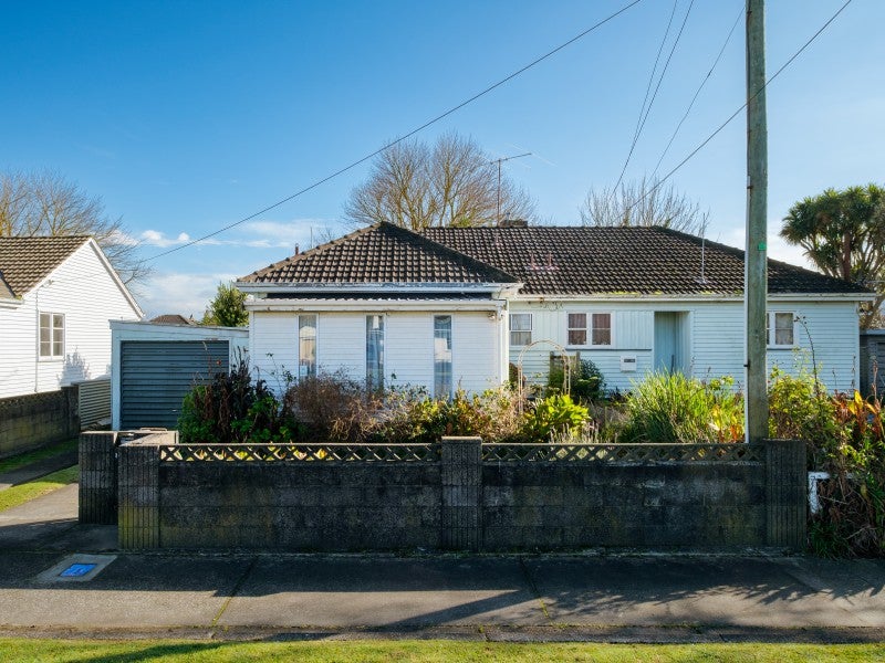 10A De Lautour Road, Kaiti, Gisborne - Carousel 1