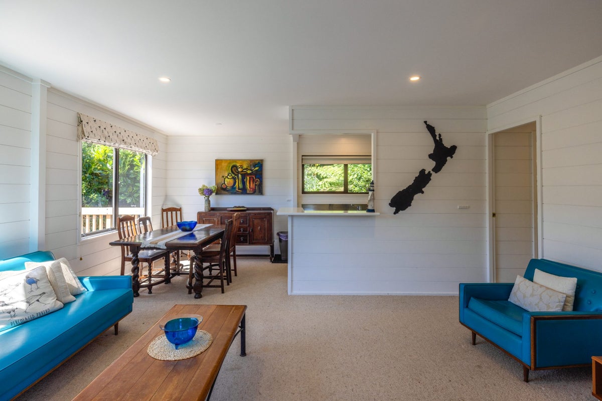 51 Frank Street, Oneroa, Waiheke Island - Carousel 2