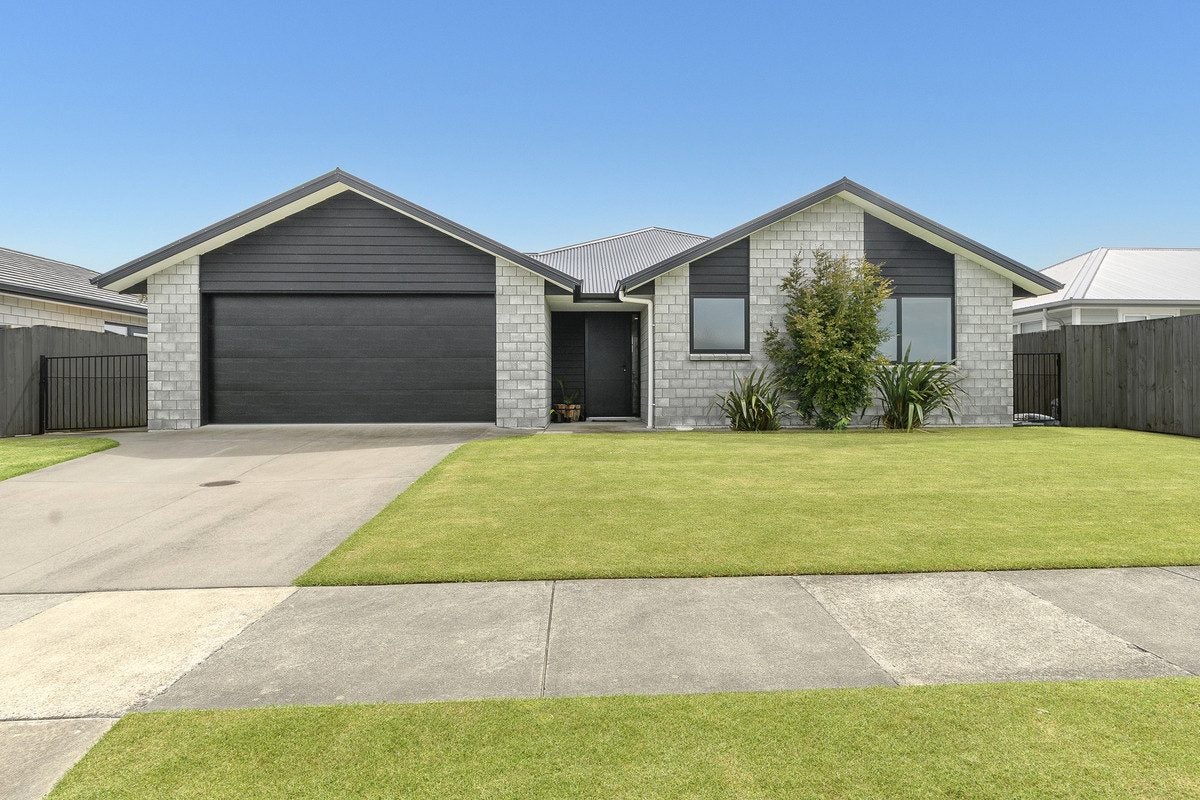 67 Goodwin Crescent, Pyes Pa, Tauranga - Carousel 2