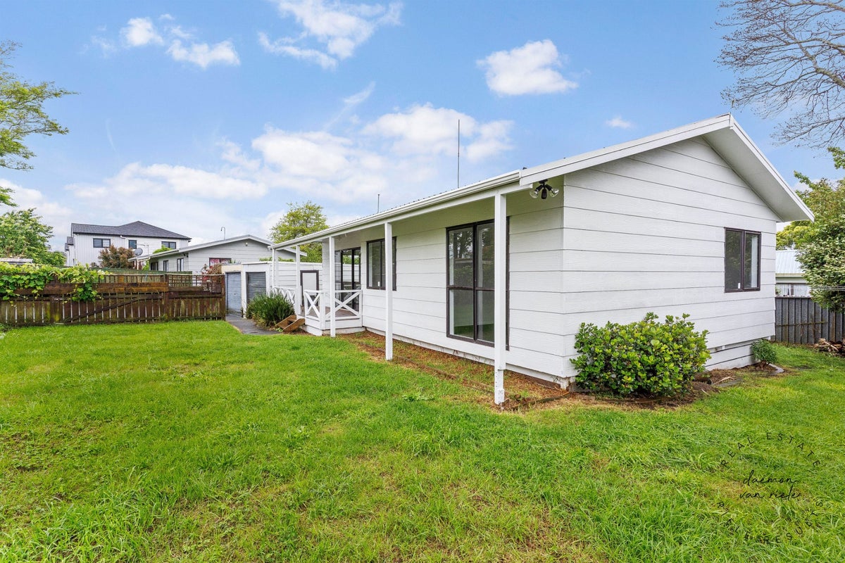 2/90 Shifnal Drive, Randwick Park, Manukau City, Auckland - Carousel 7