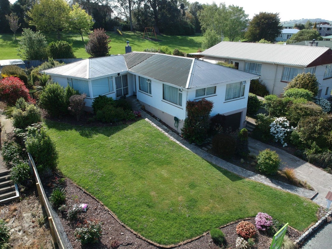 14 Oxford Street, Holmes Hill, Oamaru - Carousel 1
