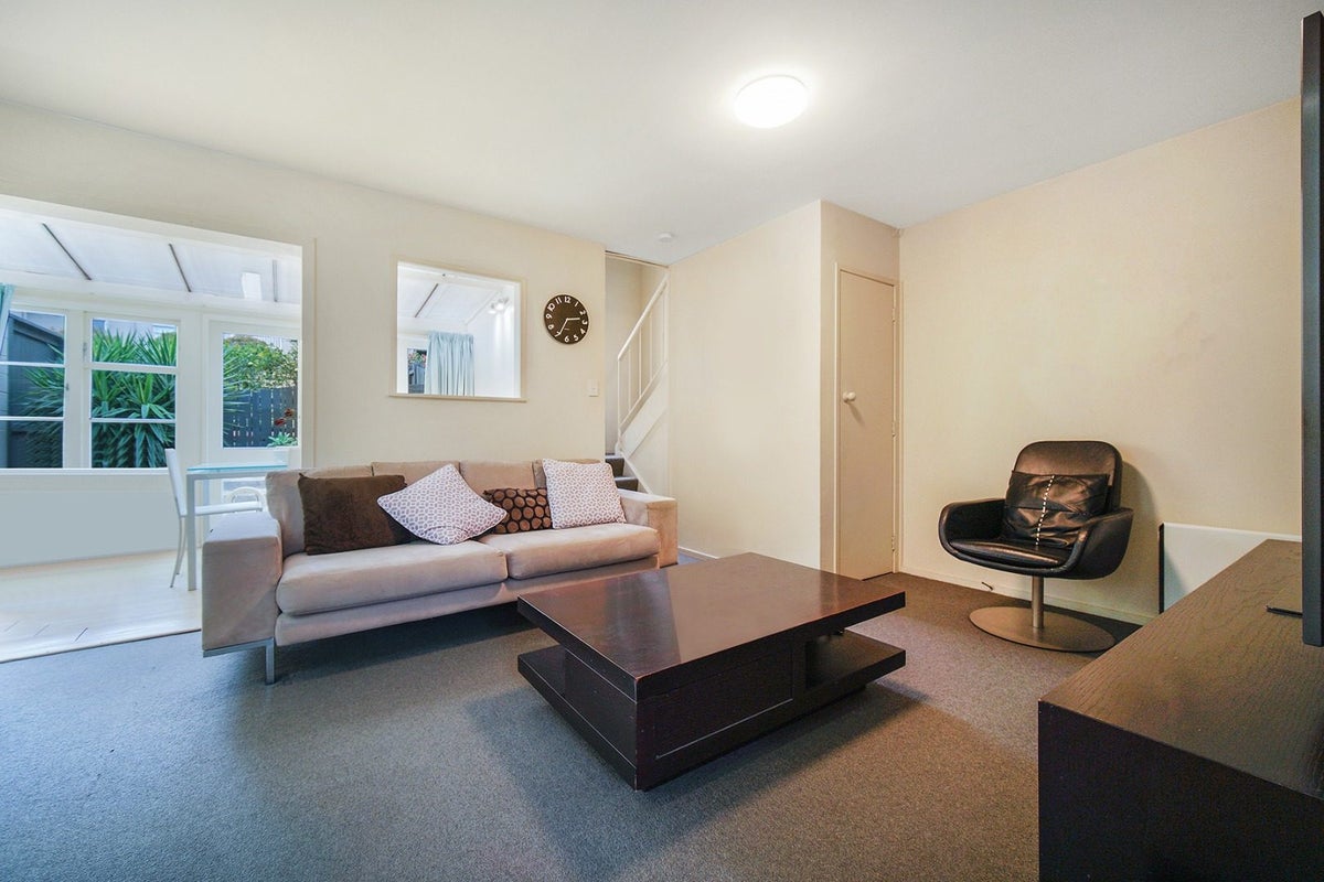 15/8 Hamilton Road, Herne Bay, Auckland - Carousel 2