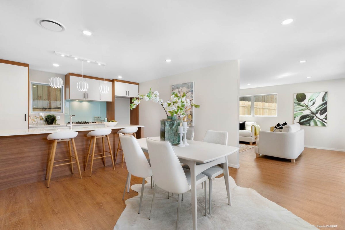 12 Jaedee CT, Howick , Auckland - Carousel 2