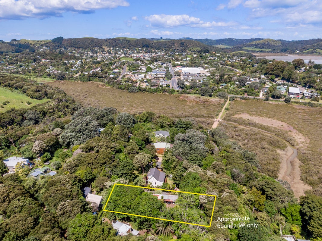 89 Wilma Road, Ostend, Waiheke Island - Carousel 1