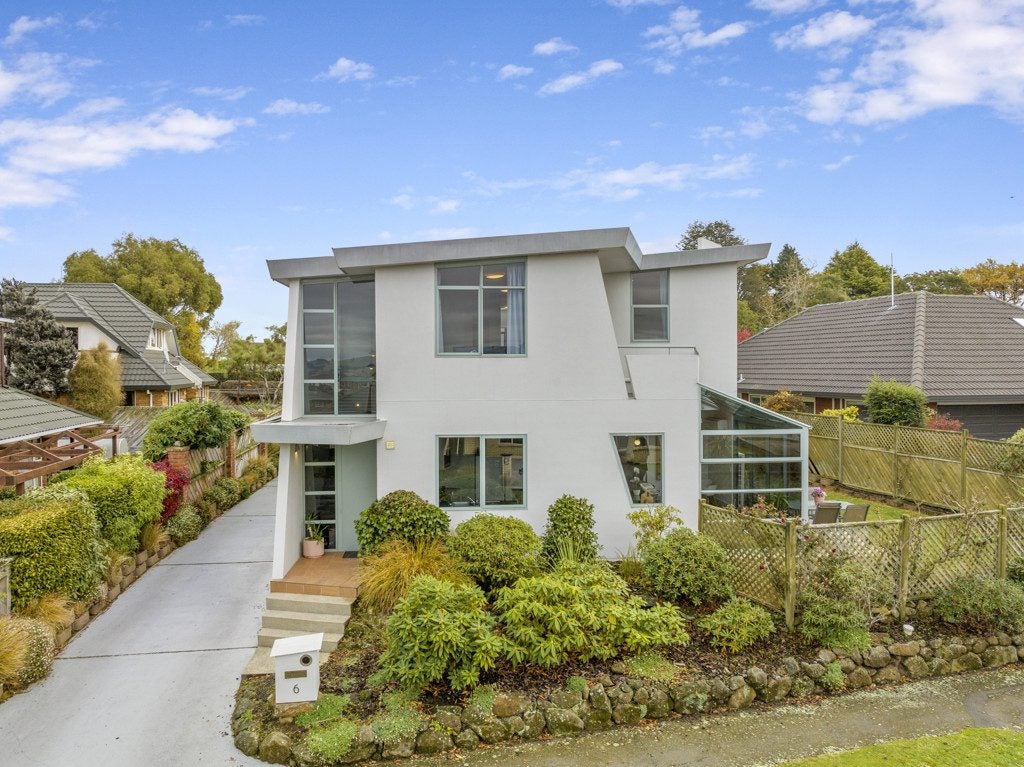 6 Blackford Street, Balaclava, Dunedin - Carousel 2